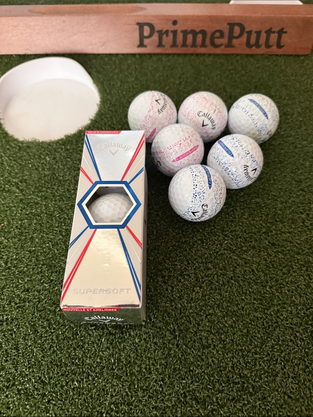 Callaway White Golf Balls with Blue and Pink Accents